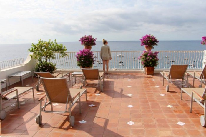 the sundeck at the hotel marincanto